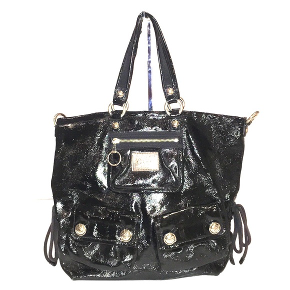 COACH Heart Poppy black patent leather w/ties
